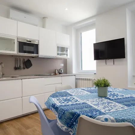 Rhoome 1 Apartment
